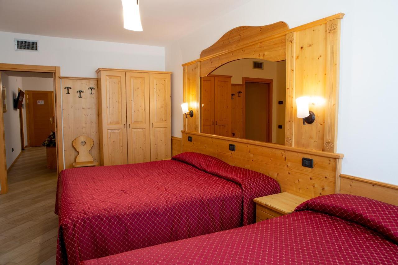 Hotel Ristorante Alla Nave Lavis Eksteriør bilde