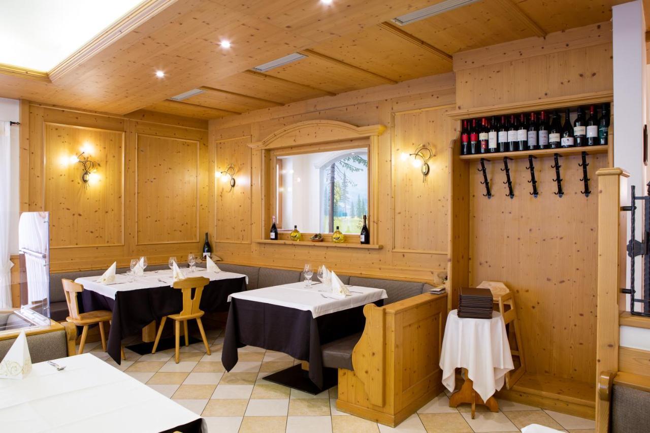 Hotel Ristorante Alla Nave Lavis Eksteriør bilde