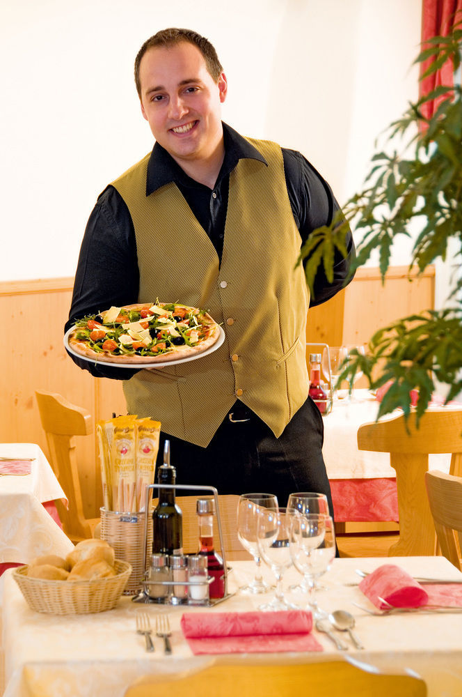 Hotel Ristorante Alla Nave Lavis Eksteriør bilde
